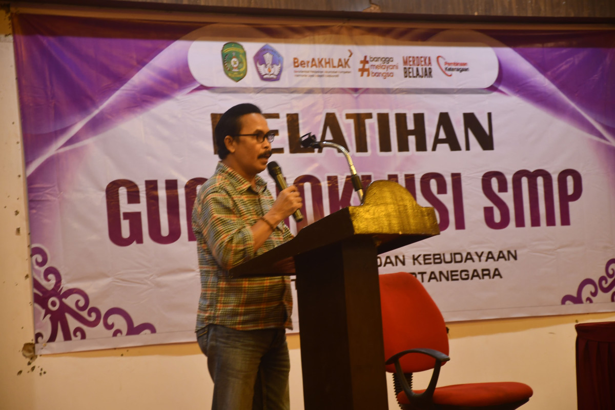 Ketua Panitia Penyelenggara Kegiatan Baharuddin saat menyampaikan laporan (Aspirasi Kaltim)