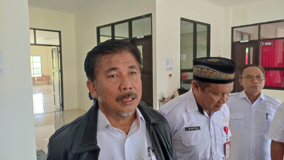 Sekda Kukar Sunggono saat di temui awak media di gedung Pusdiklat BKPSDM Tenggarong Seberang (Aspirasi Kaltim)