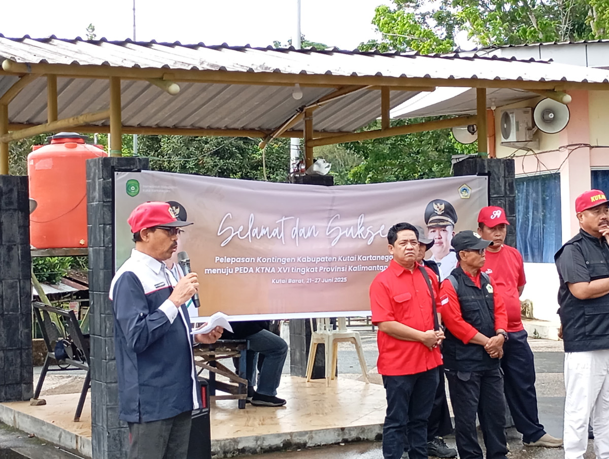 Kepala Dinas Pertanian dan Peternakan Kukar, Muhammad Taufik, saatenyampaikqn laporan pelaksanaan kegiatan (Aspirasi Kaltim)